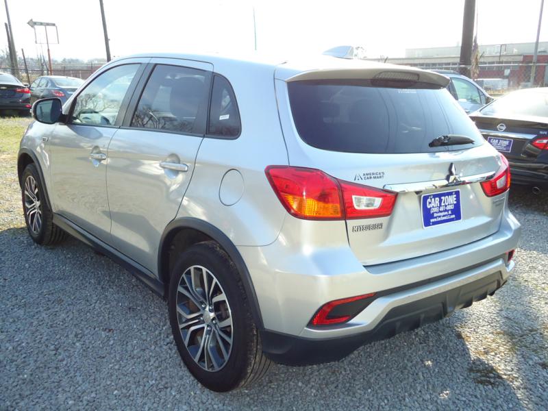 2019 MITSUBISHI OUTLANDER ES photo