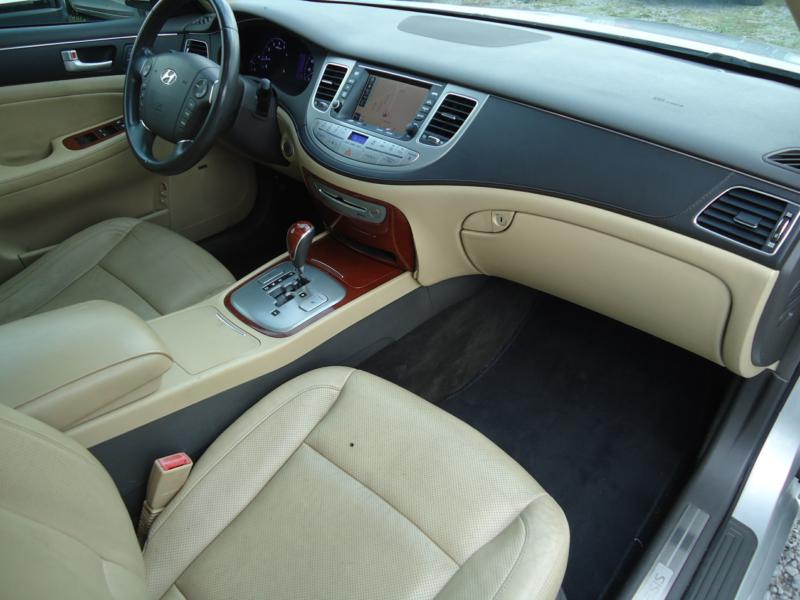 2013 HYUNDAI GENESIS 3.8L photo