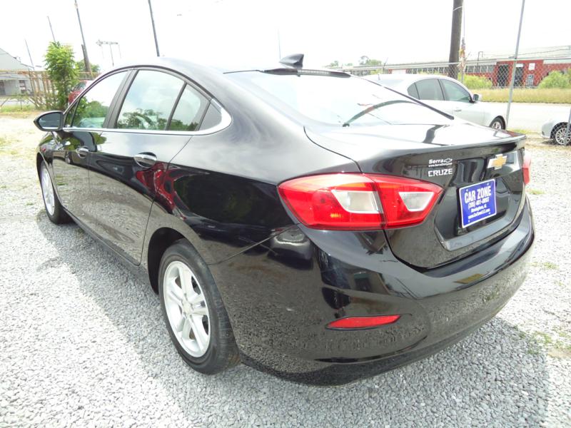 2018 CHEVROLET CRUZE LT photo