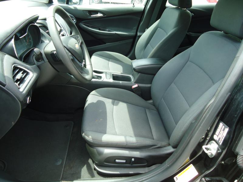 2018 CHEVROLET CRUZE LT photo