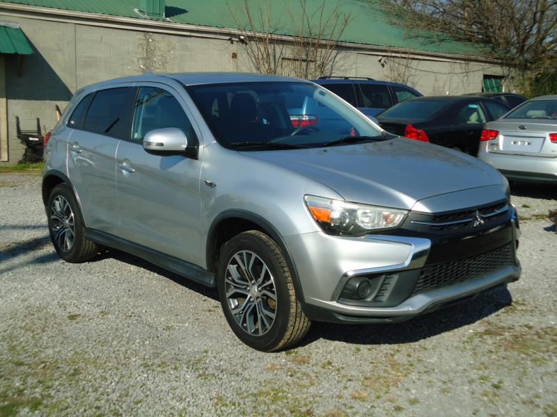 2019 MITSUBISHI OUTLANDER ES photo